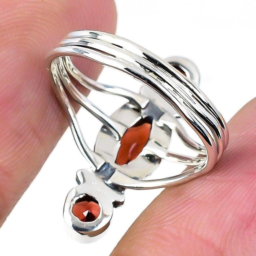 Mozambique Garnet Gemstone 925 Solid Sterling Silver Jewelry Ring  SJ-1515 - Silverhubjewels